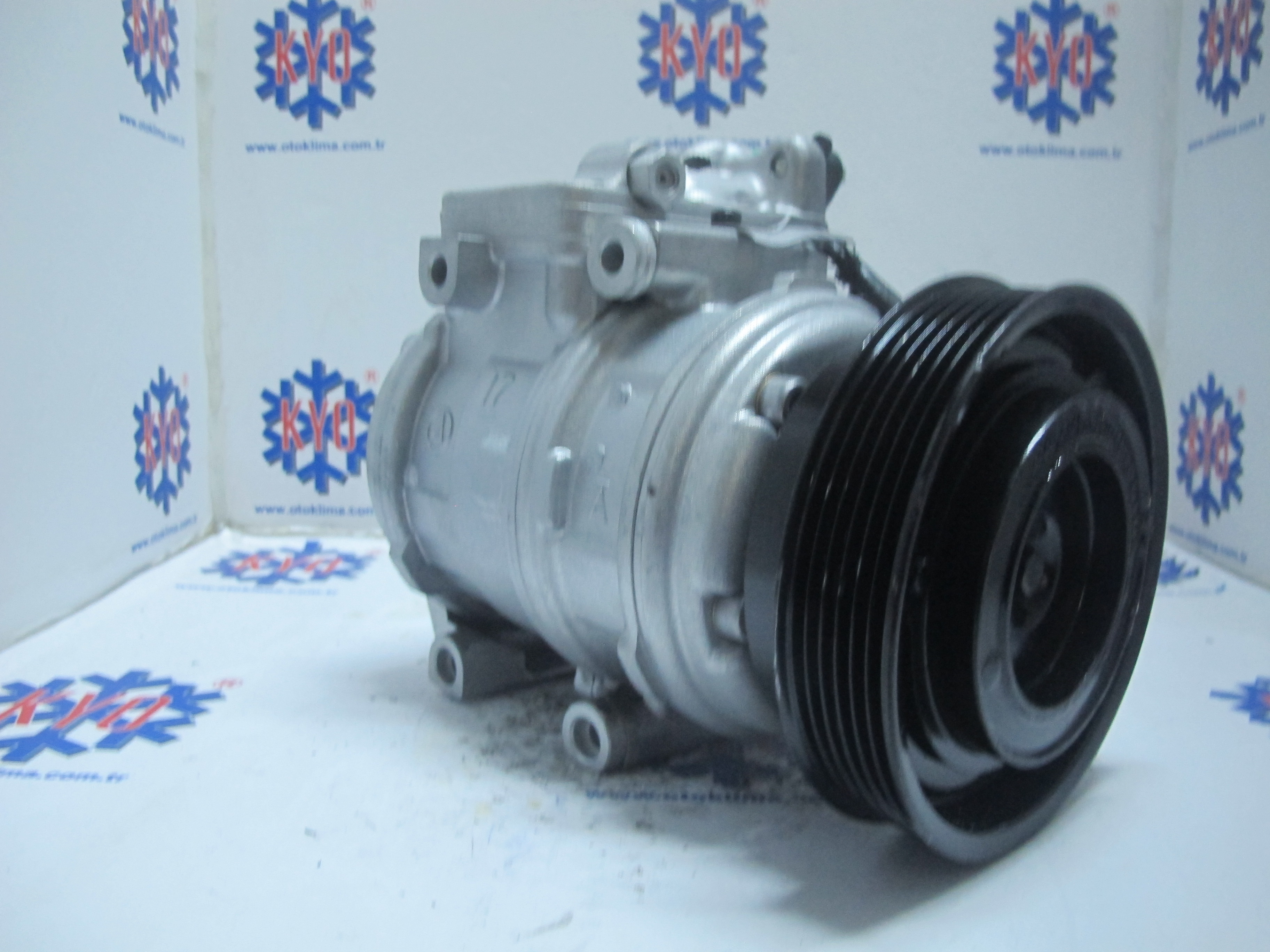 KYOK151454  HYUNDAİ TUSCON DENSO R12 OEM: 97701-2E300