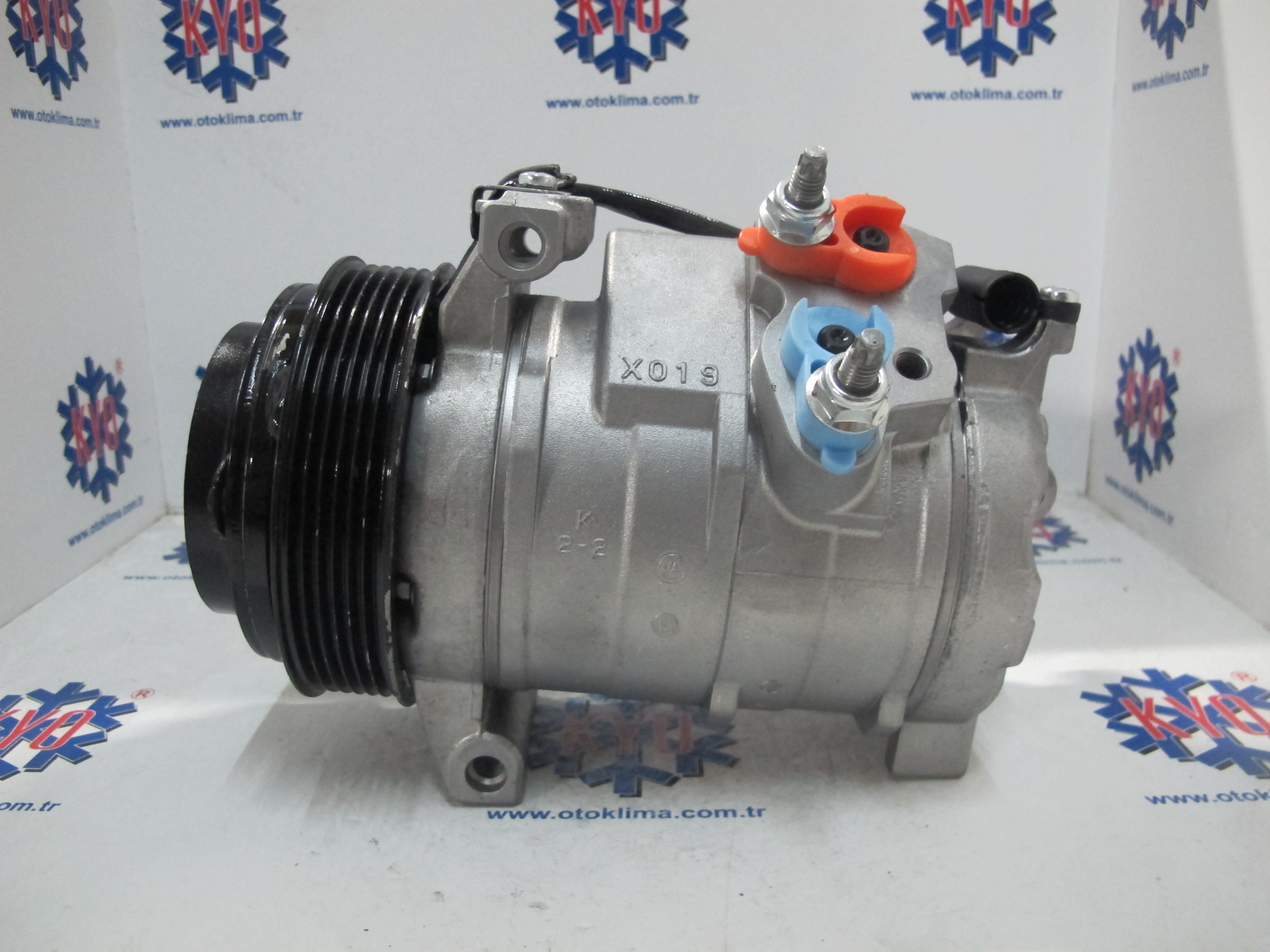 KYOK151462 CHEROKEE 6 PK OEM : 55116839AA