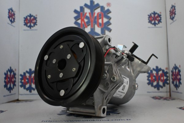 KYOK151470 RENAULT FLUENCE 6 PK OEM: 8200816362--A - 8201025121--D 