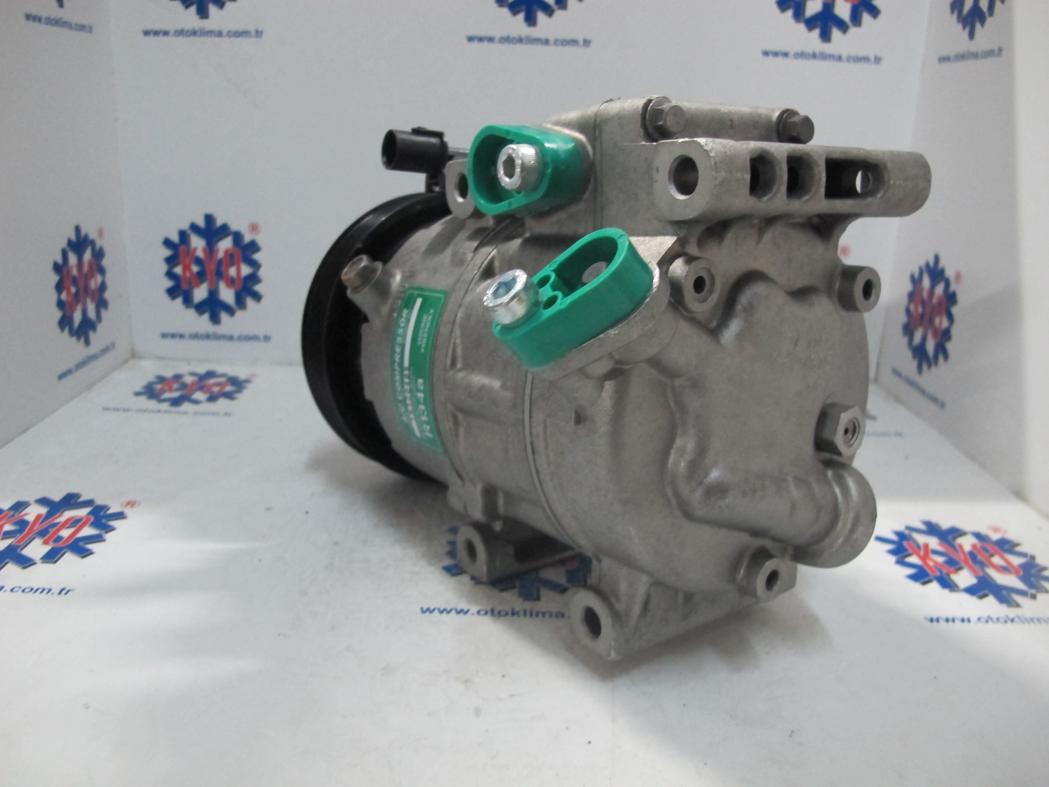 KYOK151493 HYUNDAİ SANTA FE OEM: 97701-2B100