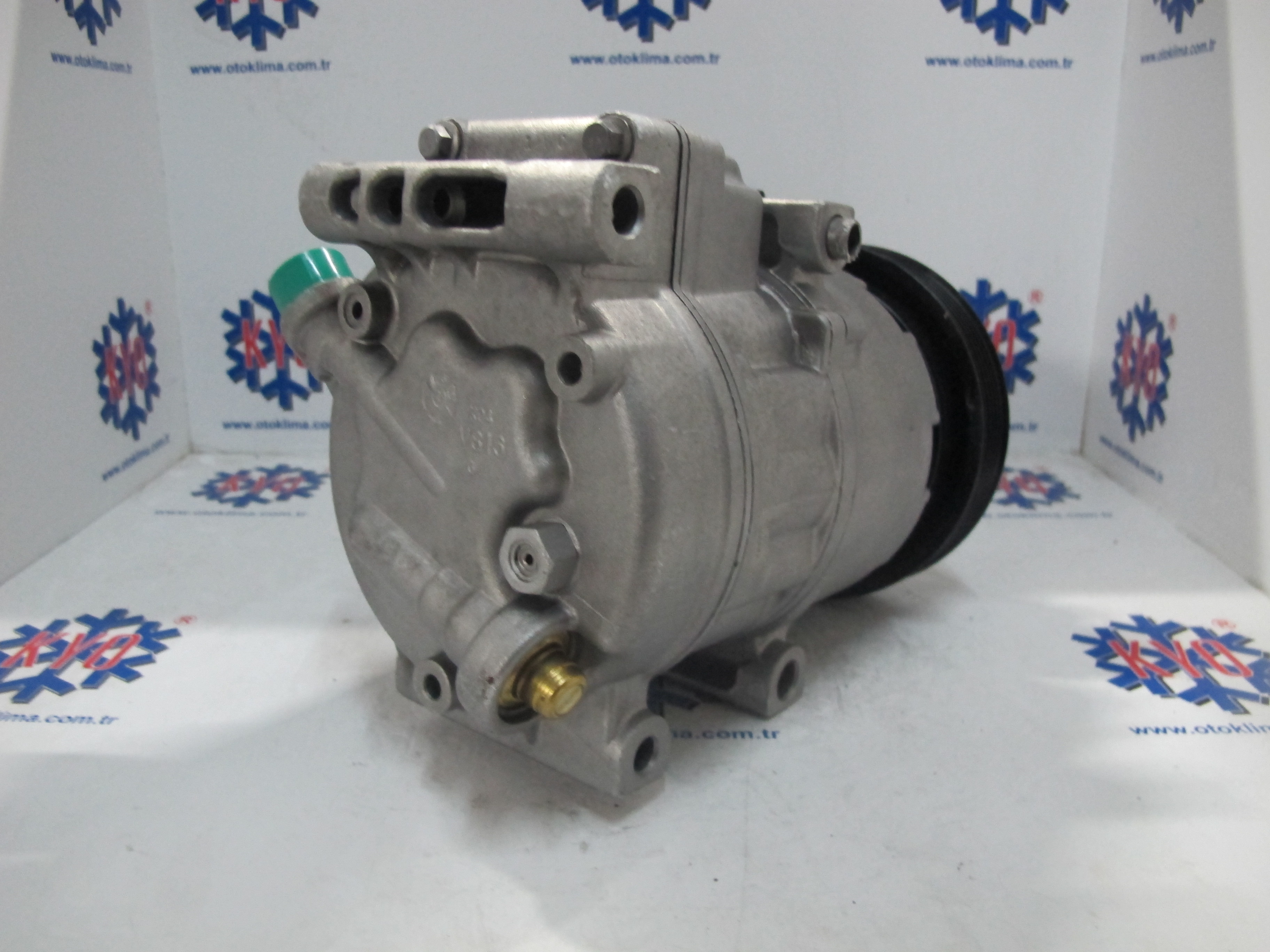 KYOK151493 HYUNDAİ SANTA FE OEM: 97701-2B100