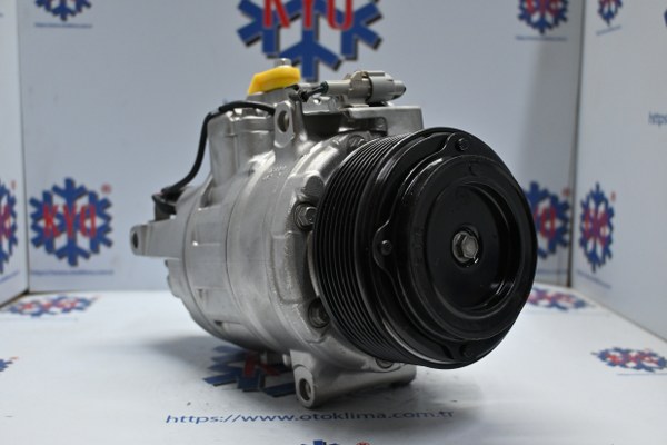 KYOK151545 BMW 335i 535i 640i 740i X5 X6 8 PK OEM : 64529217868