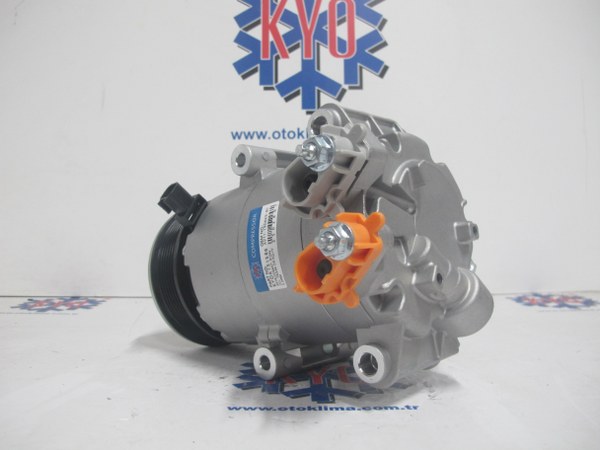 KYOK151586  FORD FOCUS OEM: 8FK351272-181 - AV11-19D629-BC