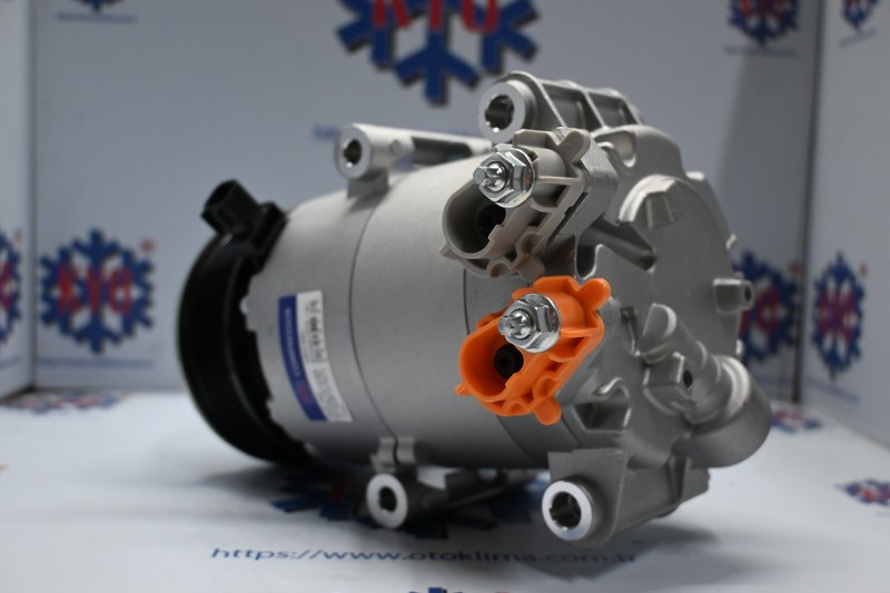 KYOK151586  FORD FOCUS PULLU 6 PK OEM:  AV11-19D629-BC