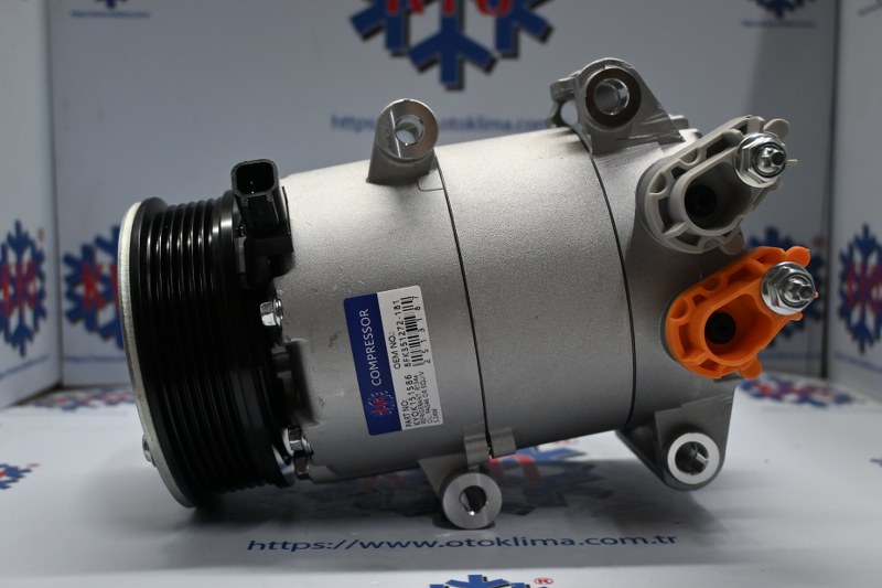 KYOK151586  FORD FOCUS PULLU 6 PK OEM:  AV11-19D629-BC