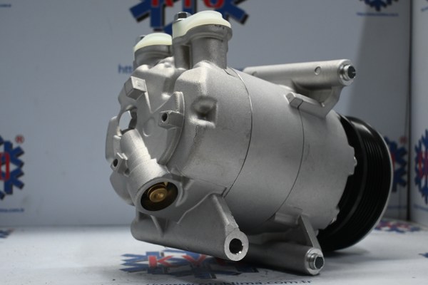 KYOK151588 FORD GALAXY-MONDEO-S MAX / RANGE ROVER / LAND ROVER  6 PK KYO OEM:1433232/16774617/G9119D629FG