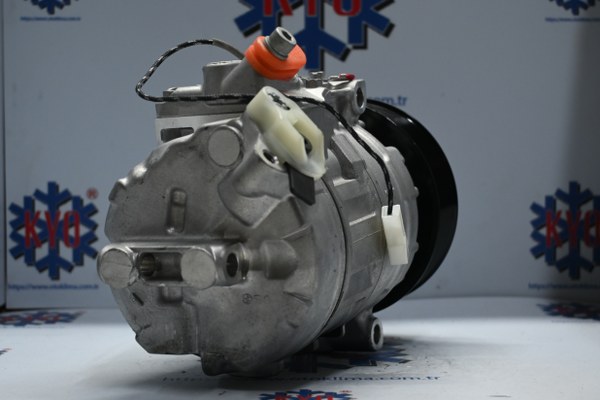 KYOK151607 MERCEDES BENZ  AXOR 9 PK  OEM: A0002343711, 0002343711, A4572300111, 4572300111, 47170-9142, 471709142, 447220-8101, 4472208701, 447220-8702, 4472208702,