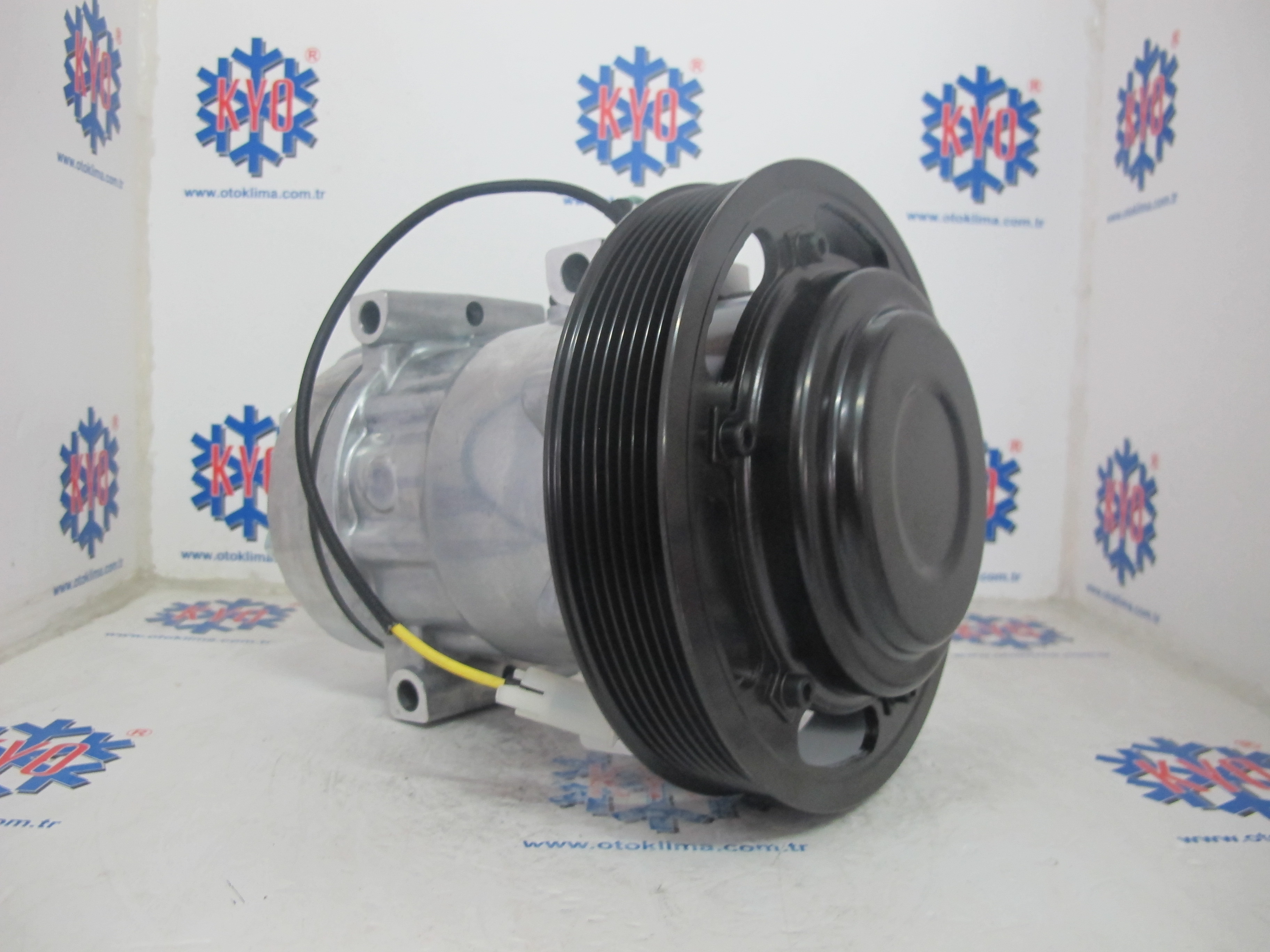 KYOK151609  VOLVO  OEM : 20587125 - 85000458