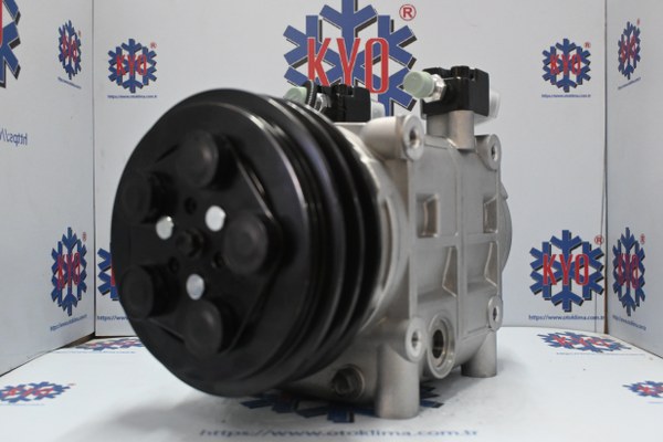 KYOK151660 İŞ MAKİNESİ TM31 V KAYİŞ 24 V OEM:488-46500