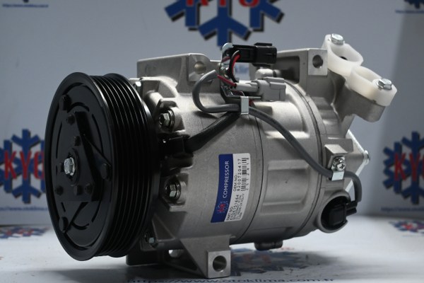 KYOK151664 RENAULT LAGUNA 3,LATİTUDE 3 6 PK OEM: 8200720417, 8200898810, VALEO 813147,