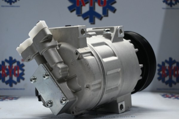 KYOK151664 RENAULT LAGUNA 3,LATİTUDE 3 6 PK OEM: 8200720417, 8200898810, VALEO 813147,