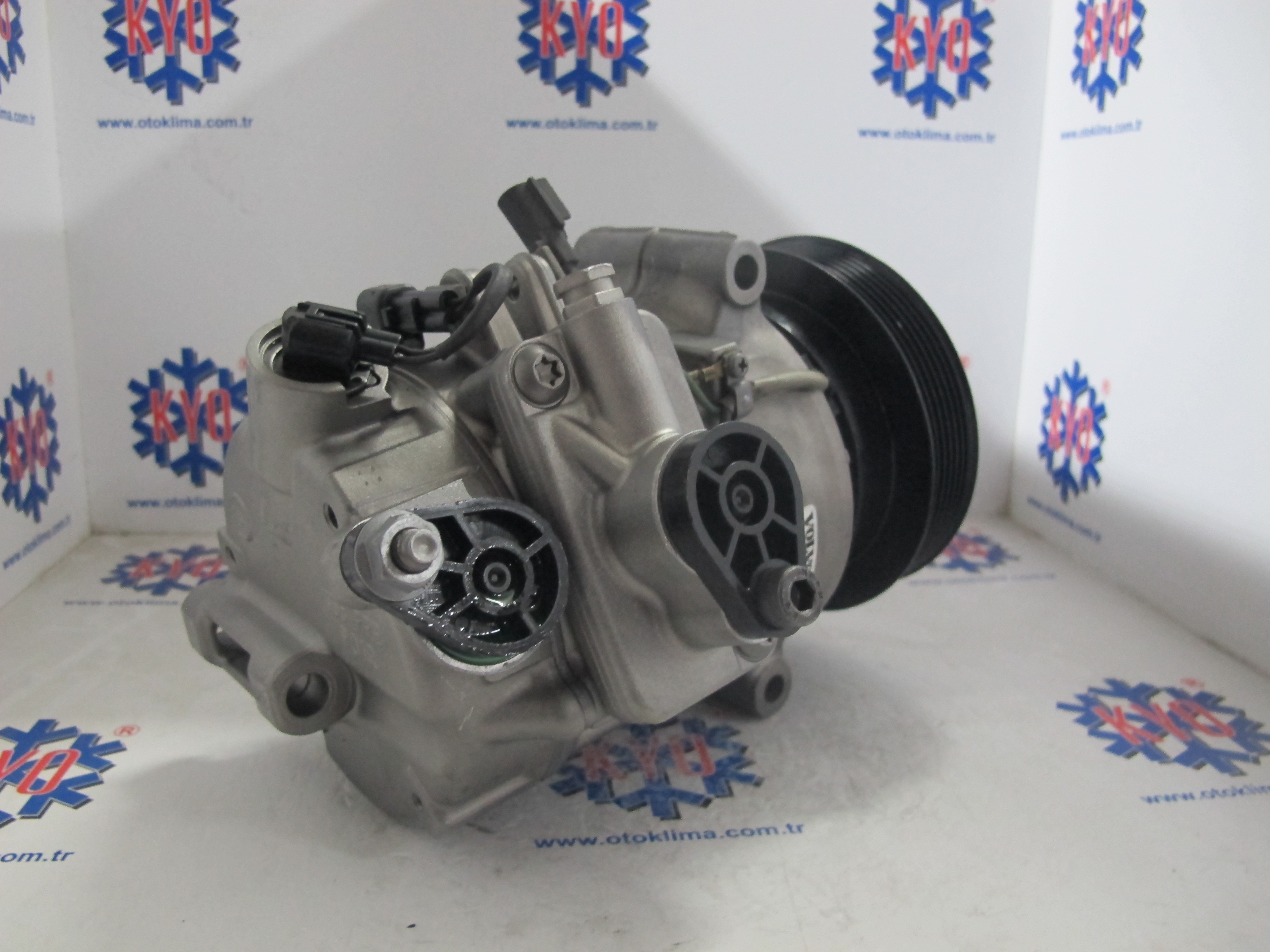 KYOK151691 VOLVO S60 OEM: 36002935