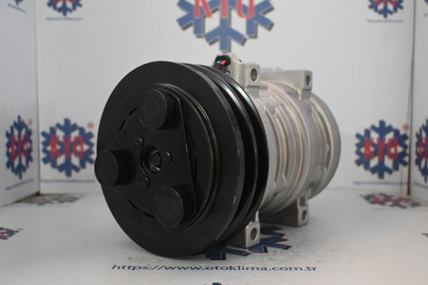 KYOK151696  İŞ MAKİNESİ TM21 CİFT V KASNAK  24V  OEM:2521180 - 20-46011 
