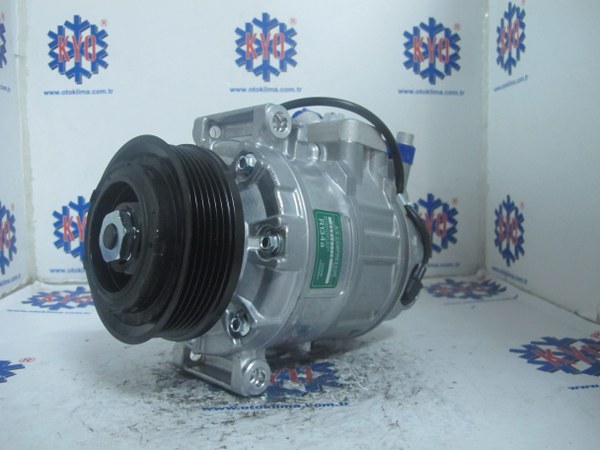 KYOK151697 TRANSPORTER T6  OEM : 7E0820803