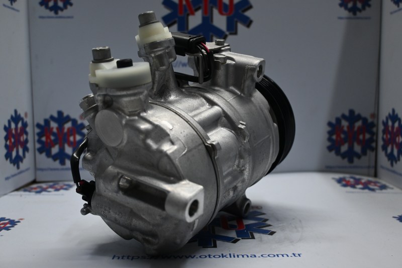 KYOK151735 MERCEDES BENZ  C-LASS - C - 200 2016  5 PK  DENSO OEM: A0008301301