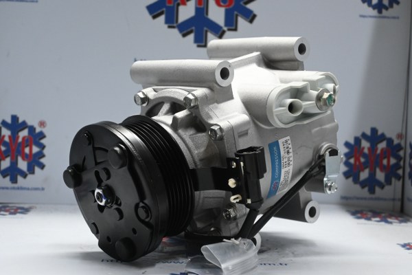 KYOK15187 JAGUAR S-TYPE/ X-TYPE  FORD 6 PK OEM:XR82897/1X4H-19D629-AA/C2S42081/C2S19412/C2S44928/7X43-19D629-AA