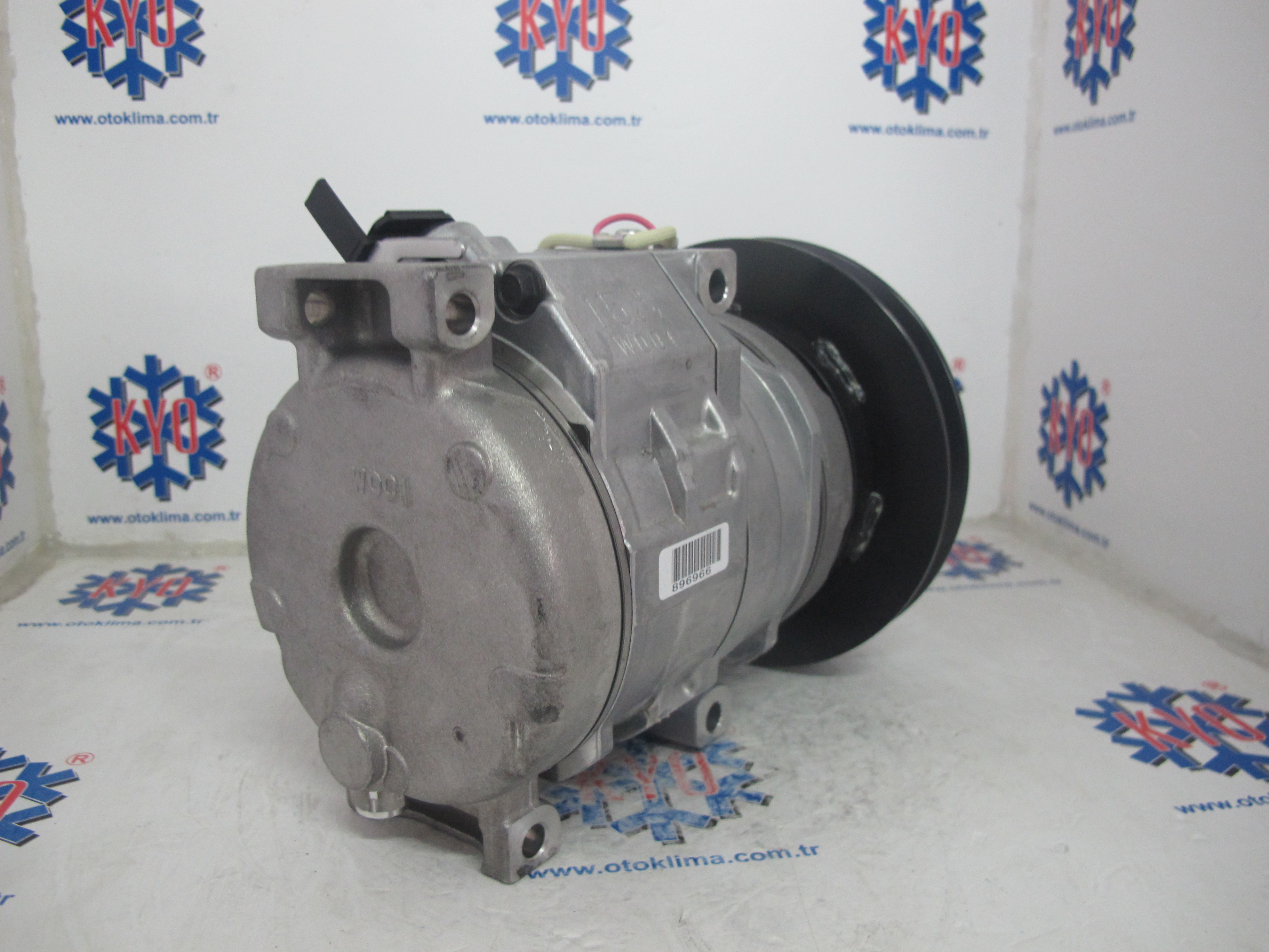 KYOK6003  DENSO İŞ MAKİNASI  KOMATSU 17,5 TEK V KASNAK 15 GÖVDE OEM : 447170-9101