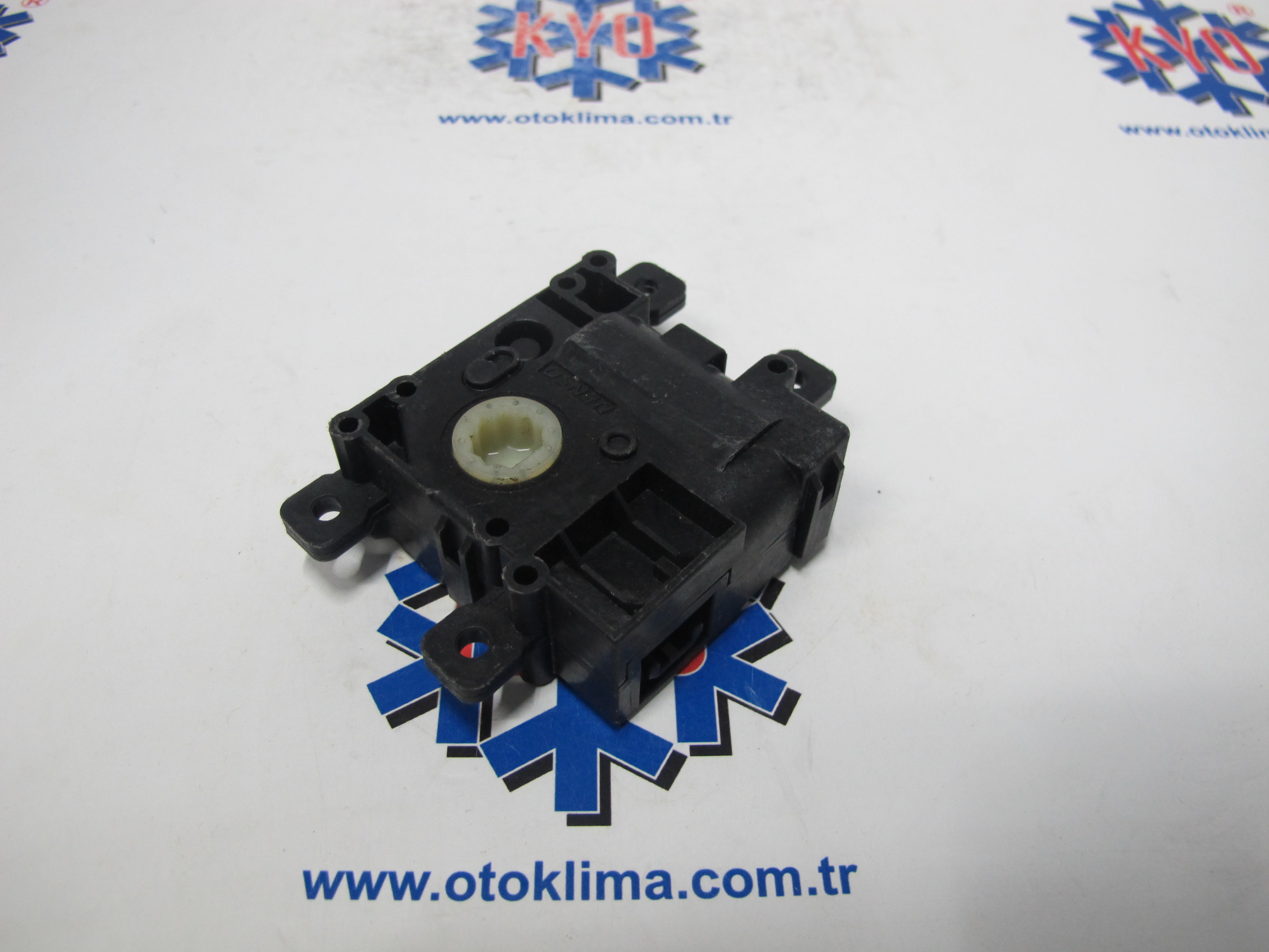 KYOKM 063800-2031 TOYOTA KLAPE MOTORU OEM:063800-2031