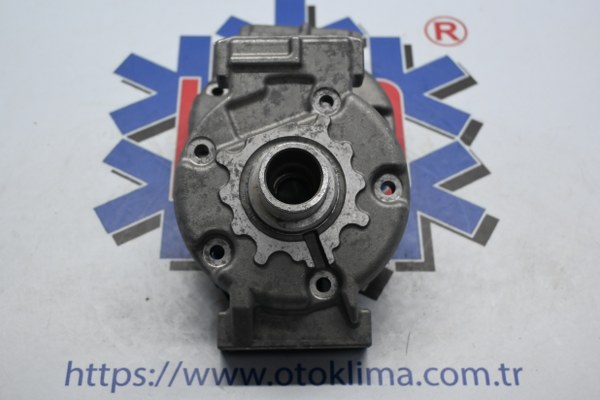 KYOKP8049  İŞ MAKİNASI DENSO ÖN KAPAK