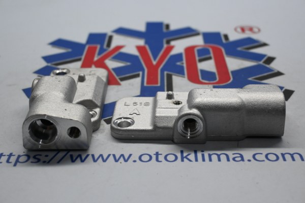 KYOKP8093 VOLKSWAGEN TRANSPORTER T5 ÜST KAPAK