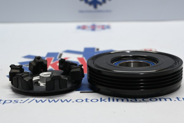 KYOKS5065  BMW E63 DENSO 4 PK ÇAP:110