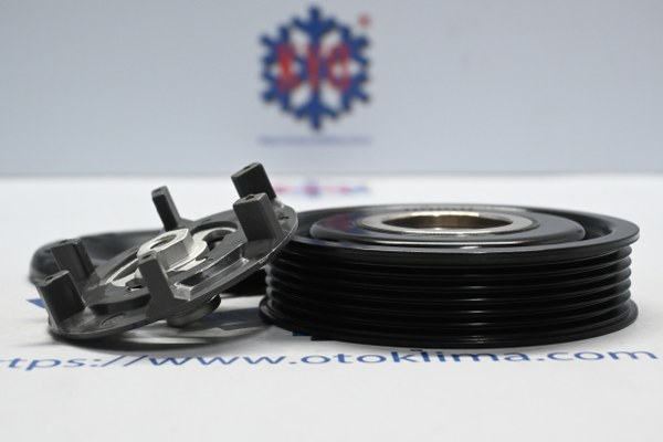 KYOKS5068 TOYOTA  AVENSİS DENSO 6 PK ÇAP:125