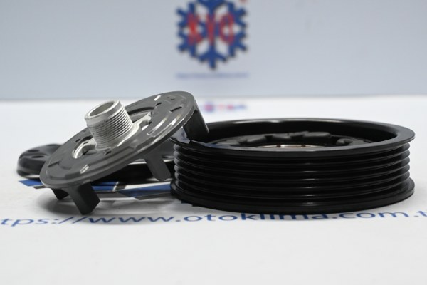 KYOKS5068 TOYOTA  AVENSİS DENSO 6 PK ÇAP:125