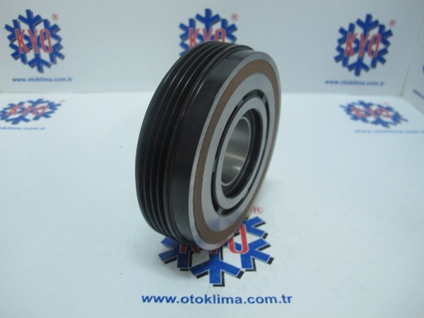 KYOKS5243 BMW 4 PK DEMİR KASNAK