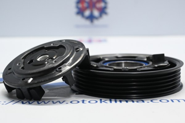 KYOKS5413 MERCEDES BENZ  A150 - A180 5 PK ÇAP:115