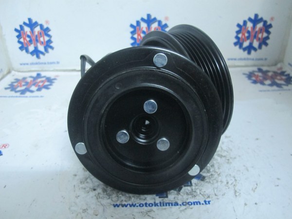 KYOKS5558 FORD CUSTOM 6 PK 