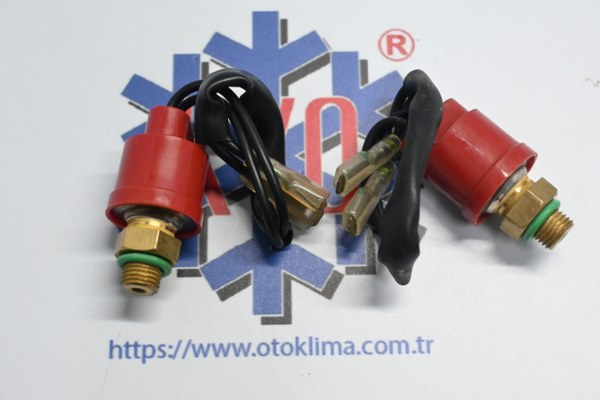 KYOPS6904  MERCEDES W124 - W126 - W201   OEM: 0048206810, 0048200710,A0048206810,