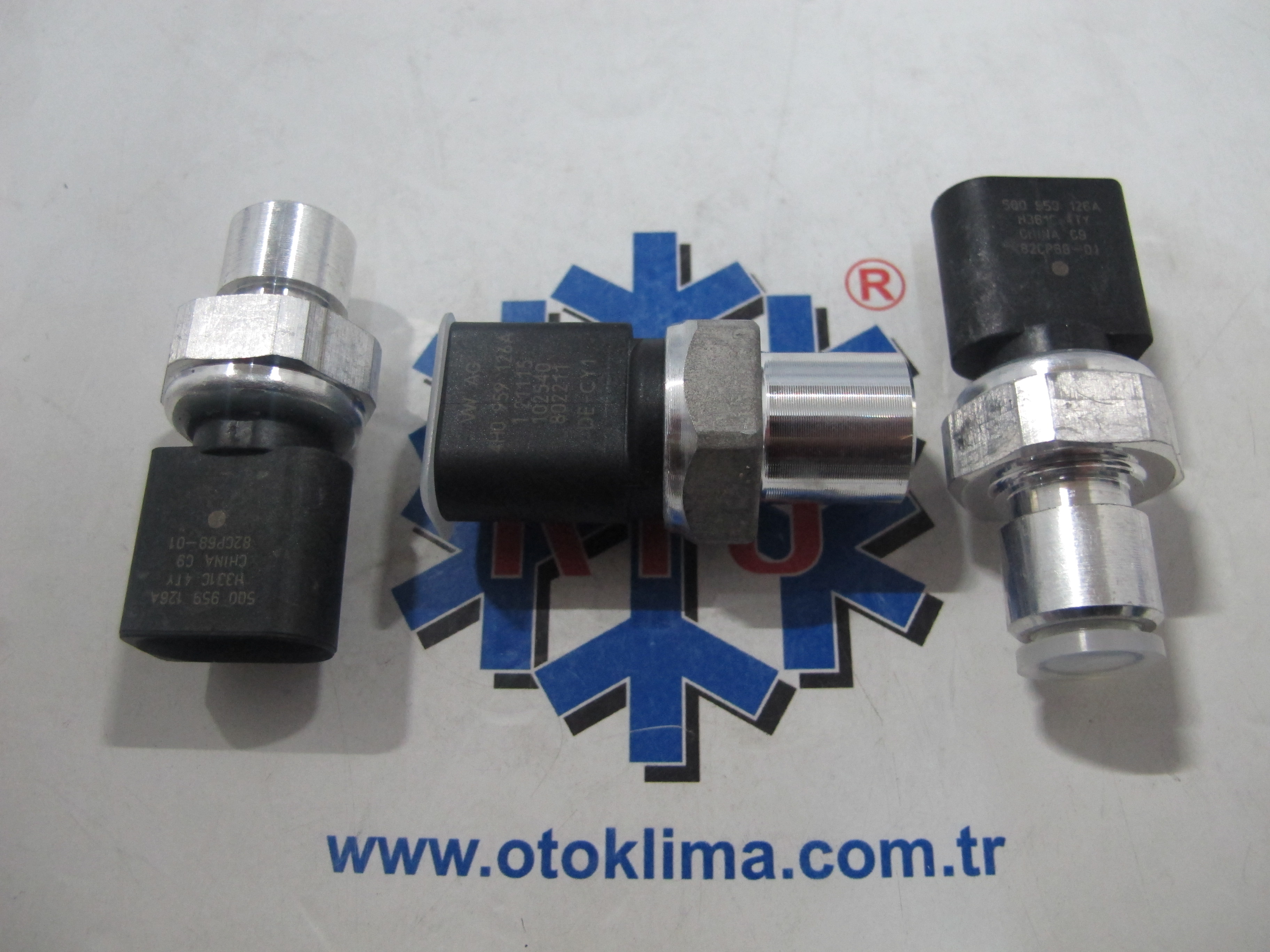 KYOPS6905  VW KLİMA MÜŞÜRÜ  OEM: 4H0959126 - 4H0959126A - 4H0959126B