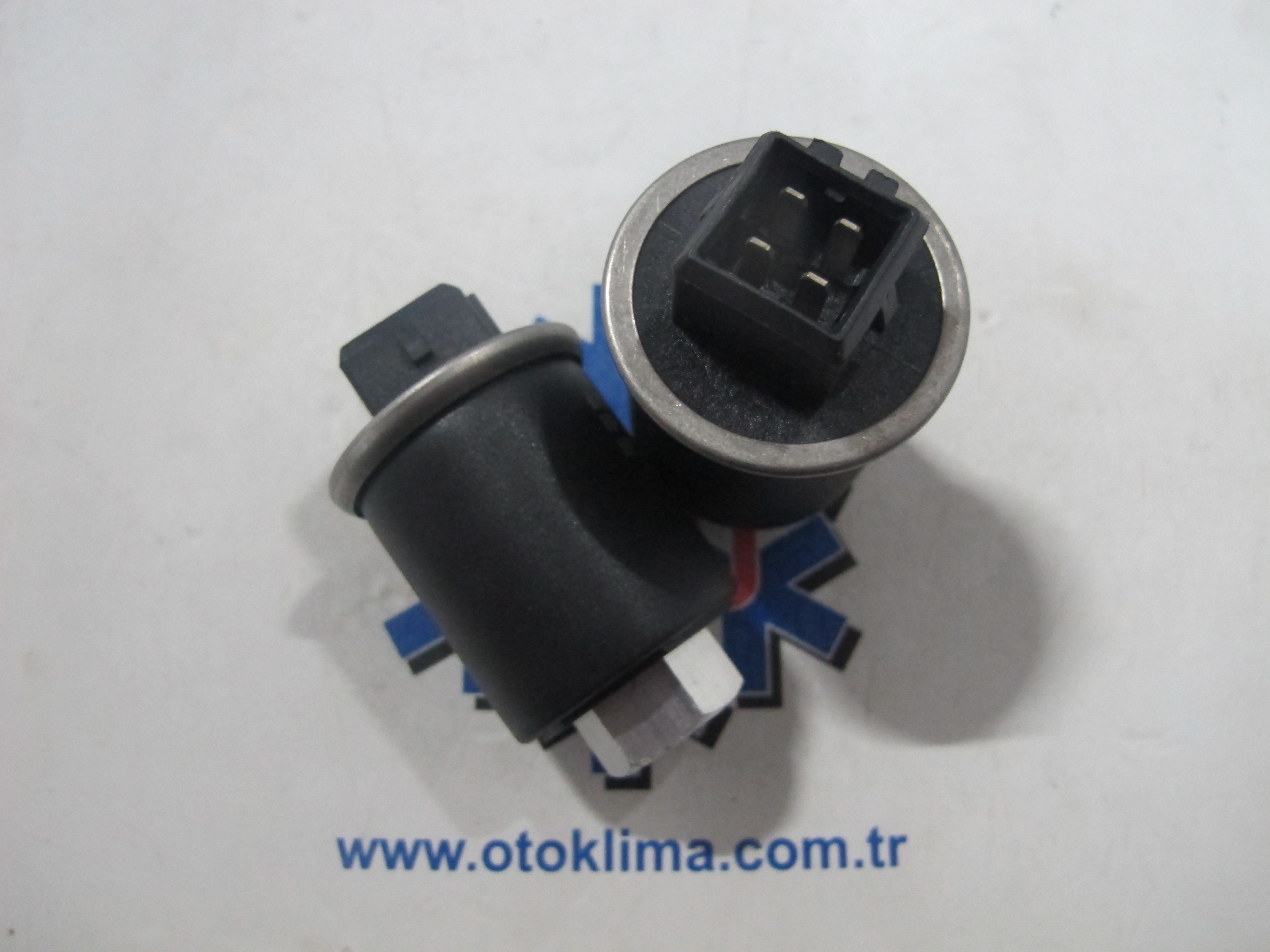 KYOPS6909   AUDİ -FORD- VW OEM: 1HO959139B , 