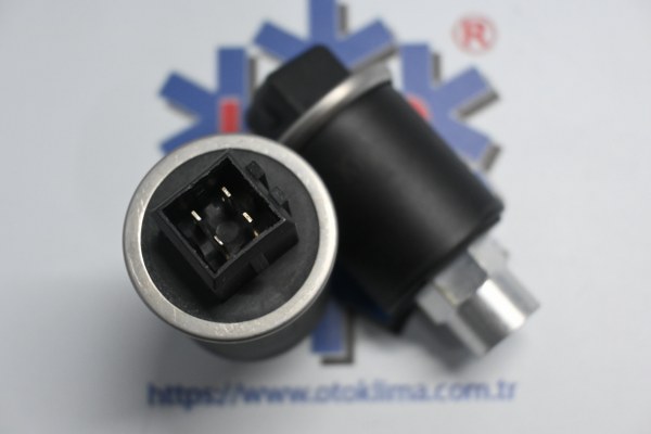 KYOPS6910  AUDİ A4  OEM:8D0959482 , 8D0959482B 