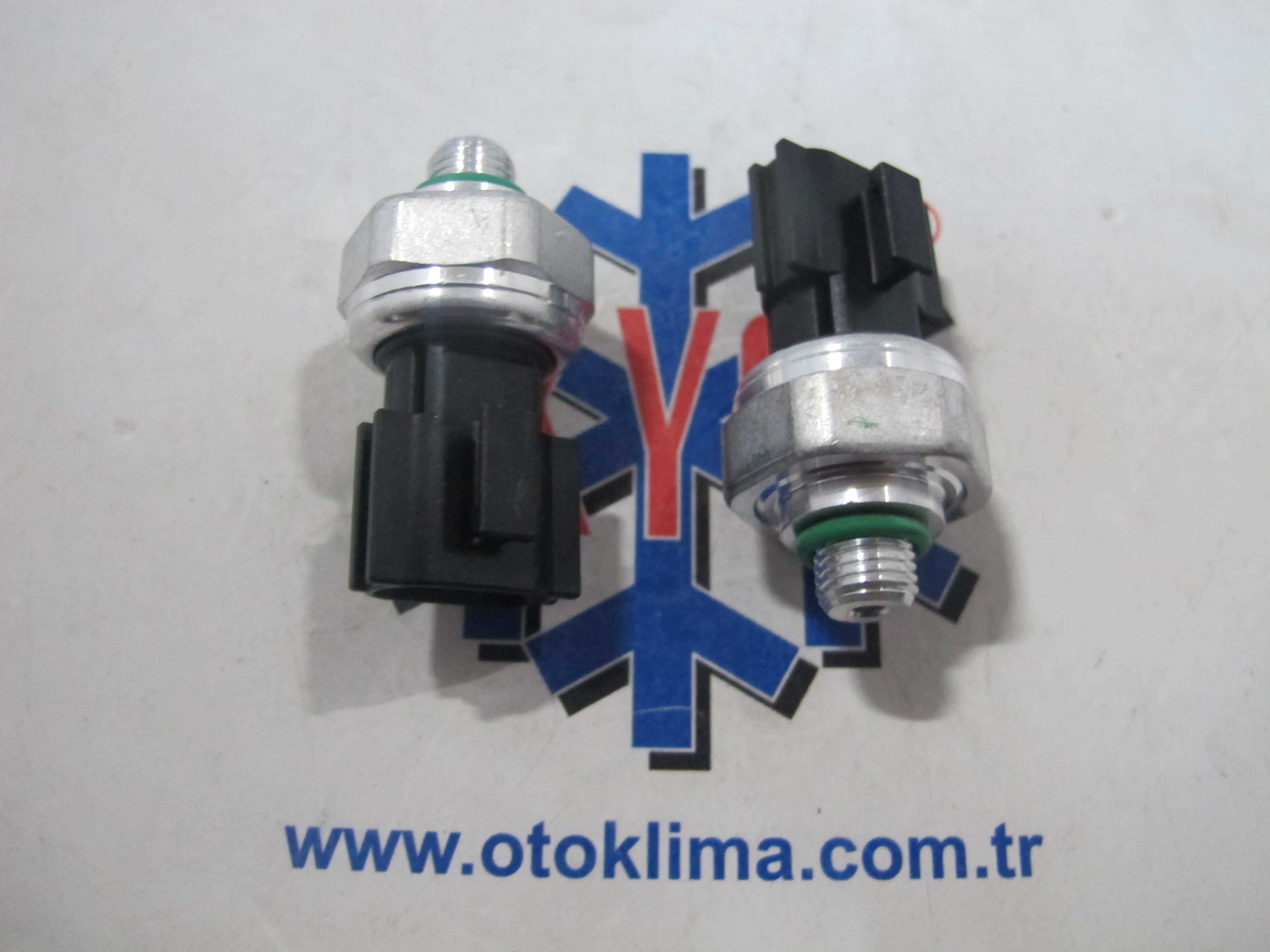 KYOPS6917  NİSSAN - HYUNDAİ OEM:   921366J010 , 92136-6J010