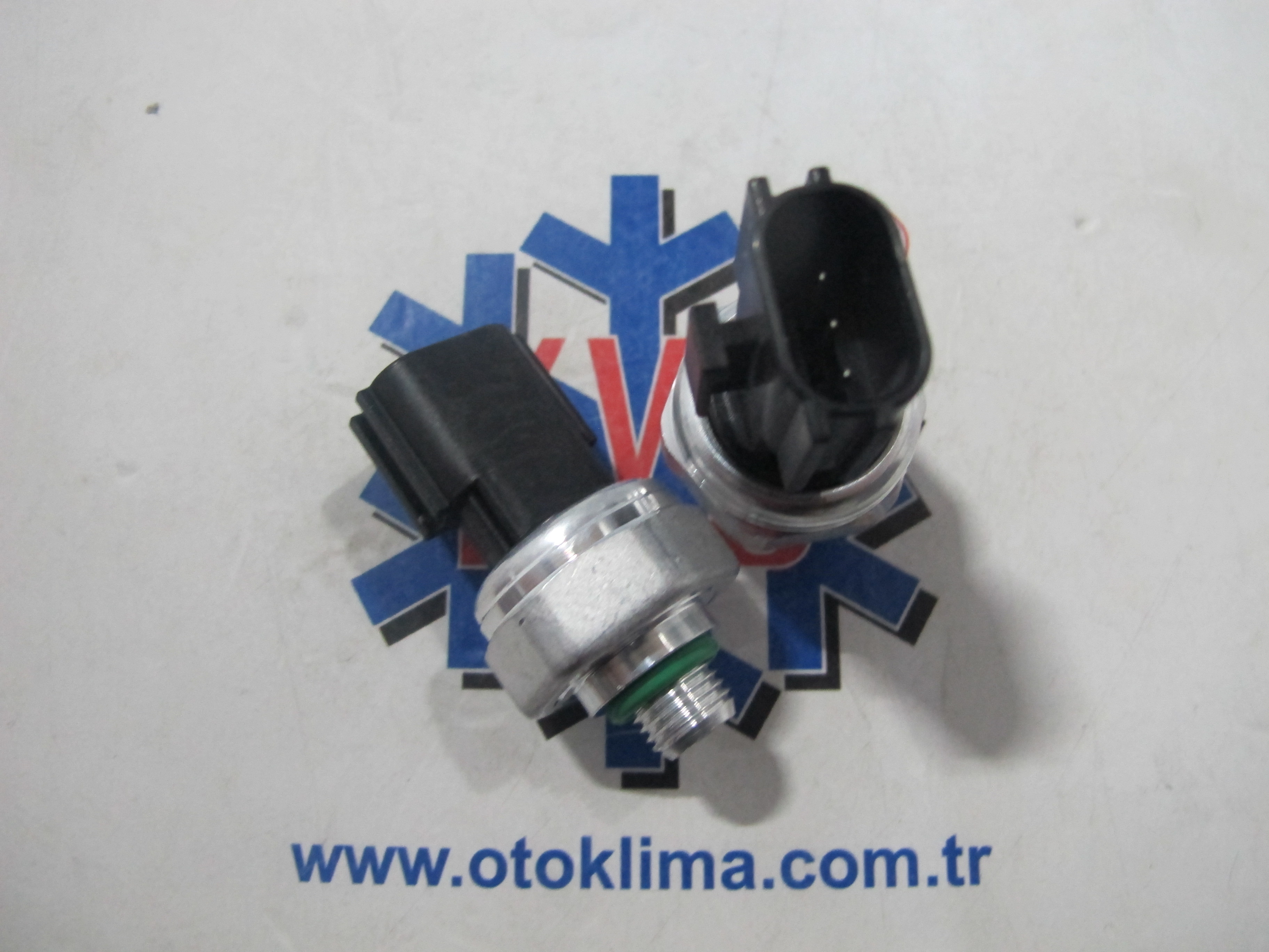 KYOPS6917  NİSSAN - HYUNDAİ OEM:   921366J010 , 92136-6J010