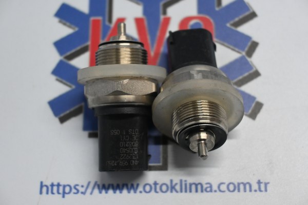 KYOPS6918 AUDİ - VOLKSWAGEN - SEAT ORJİNAL  OEM : 4N0959126J