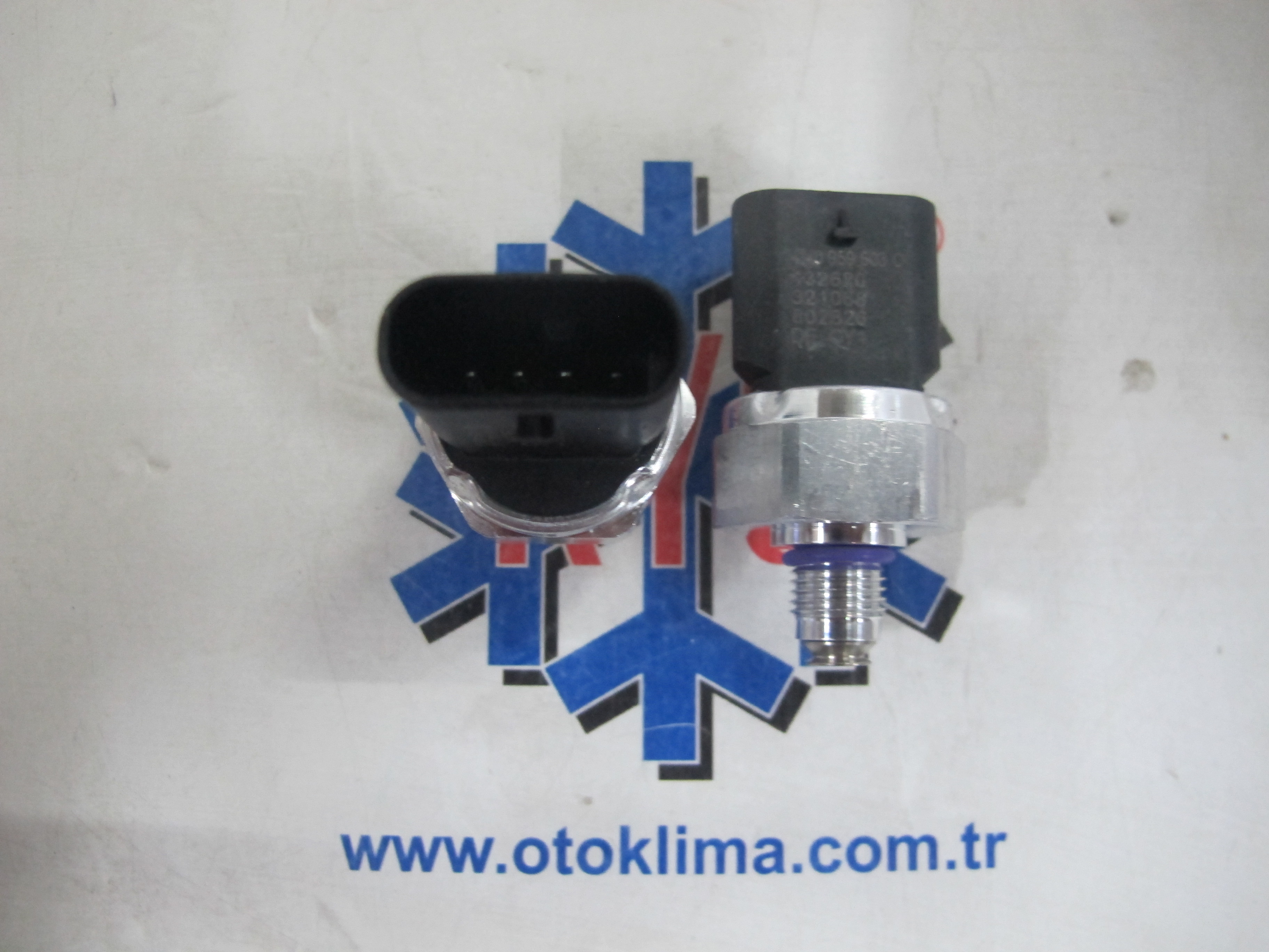 KYOPS6939 VW - AUDİ OEM : 4M0959603C