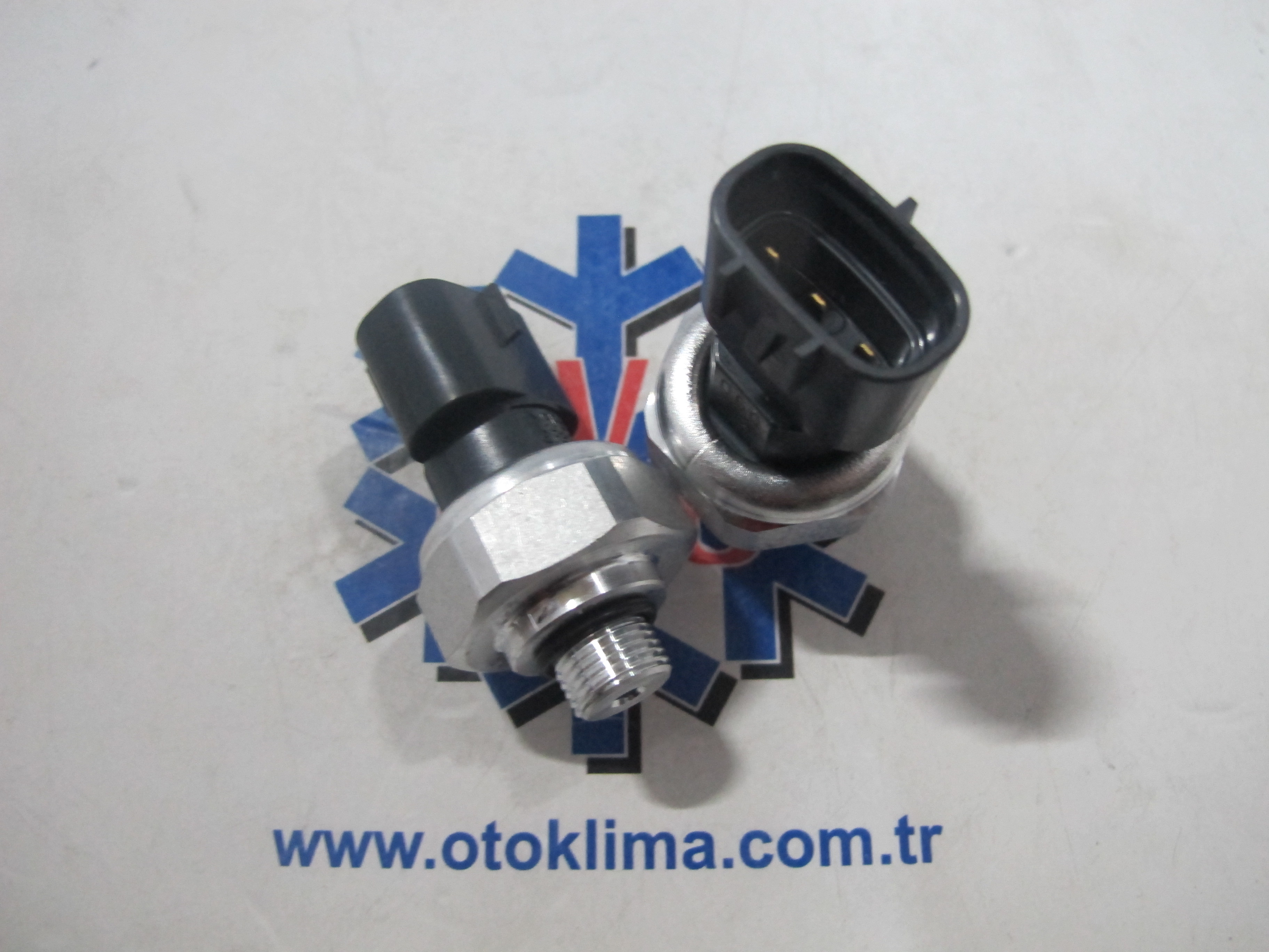 KYOPS6943 TOYOTA - MERCEDES OEM:499000-7141