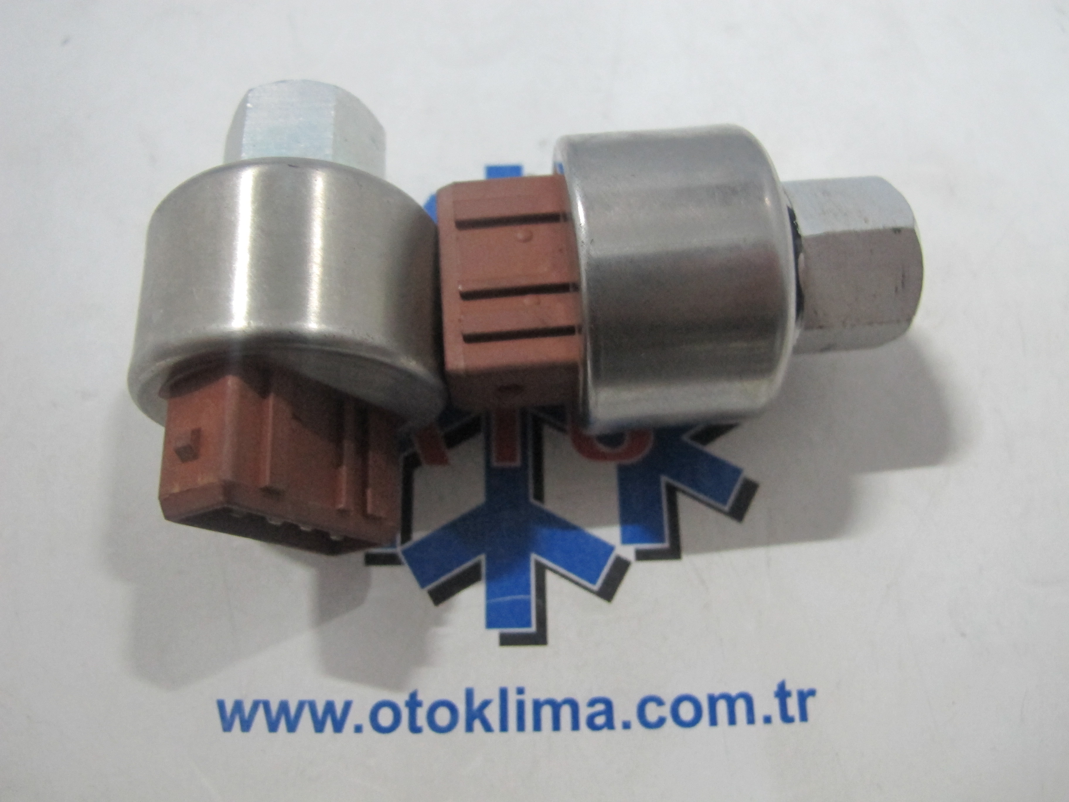 KYOPS6947 PEUGEOT - CİTROEN OEM: 9614390780  6455X5 