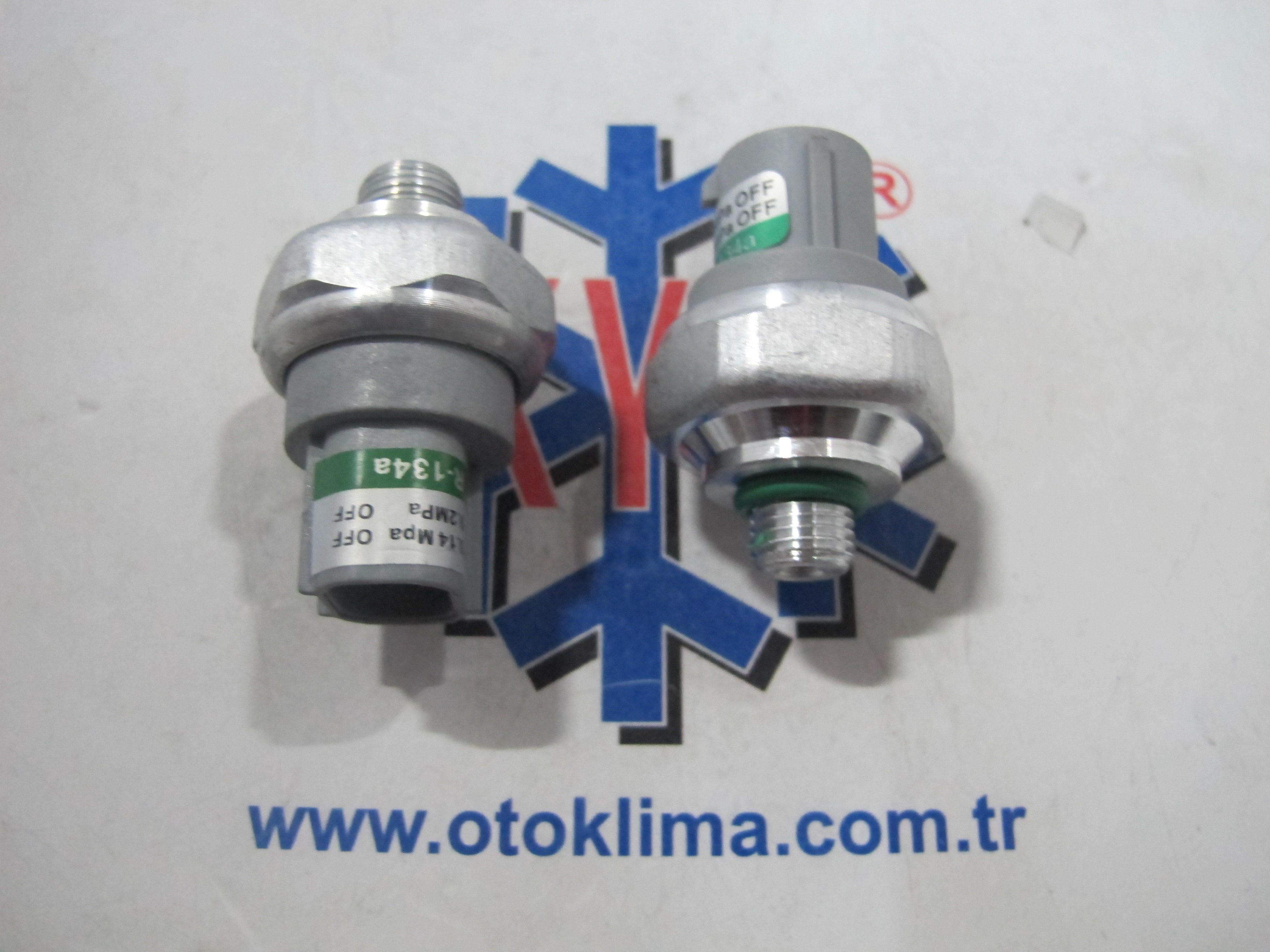 KYOPS6951 HONDA OEM: 80440-SS0-901