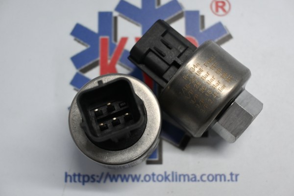 KYOPS6996   ALFA ROMEO 