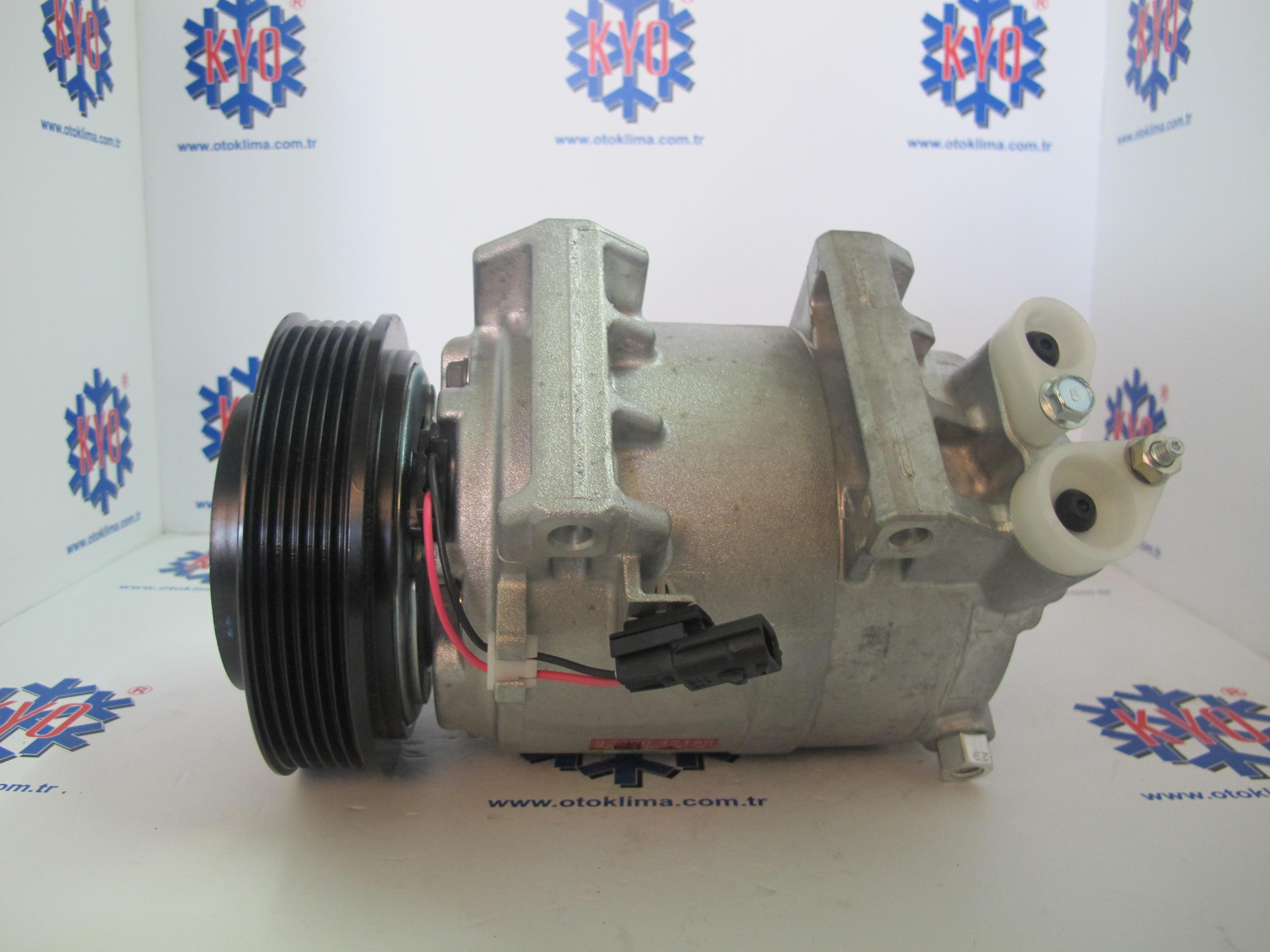 KYOK151190 NİSSAN TERRANO  OEM:92600-4218R