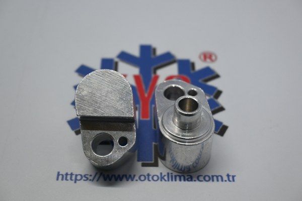 KYORK7995 MERCEDES BENZ KOMPRESÖR ÇIKIŞI 