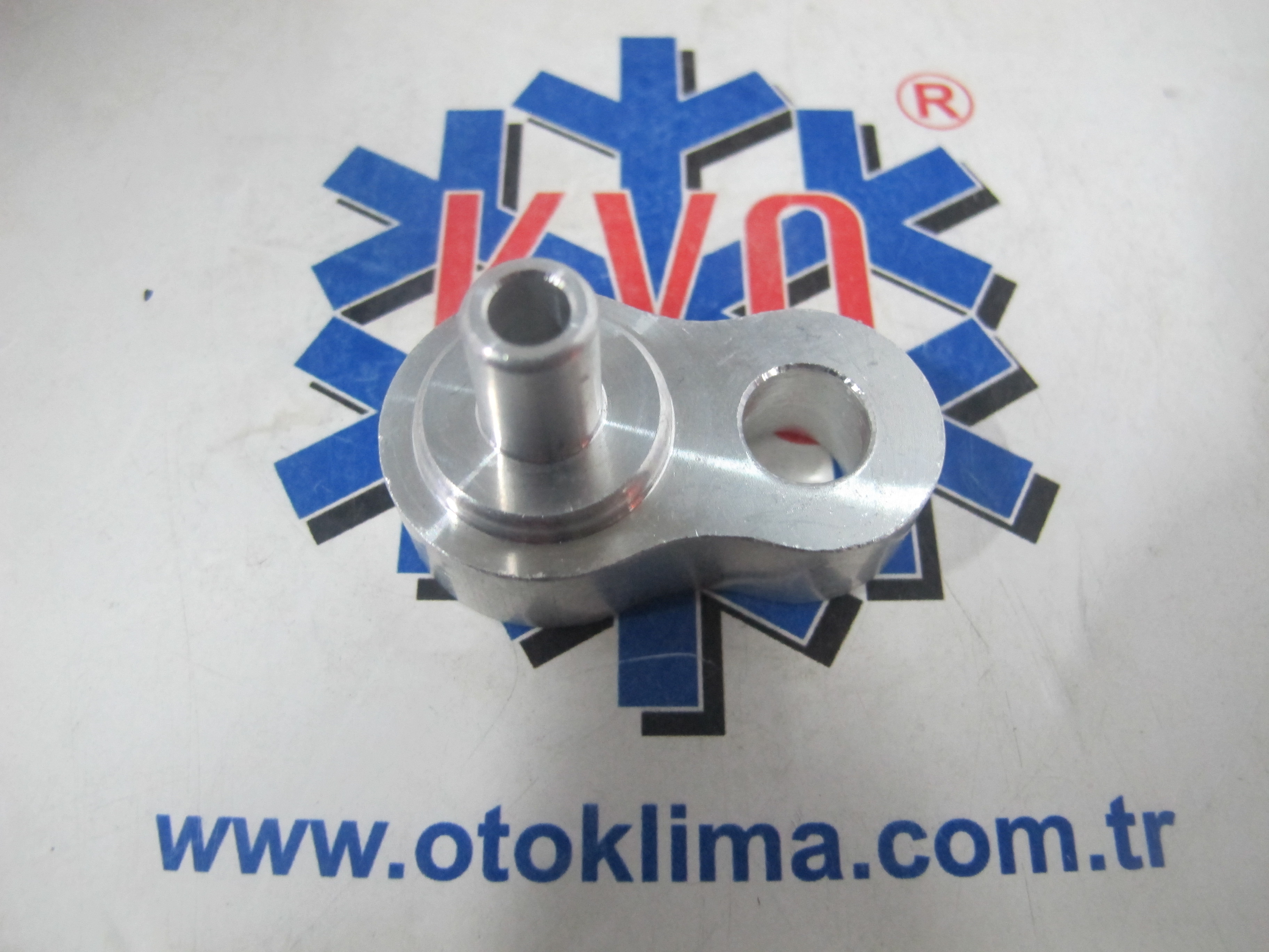 KYORK7996 OPEL  KOMPRESÖR ÇIKIŞI 