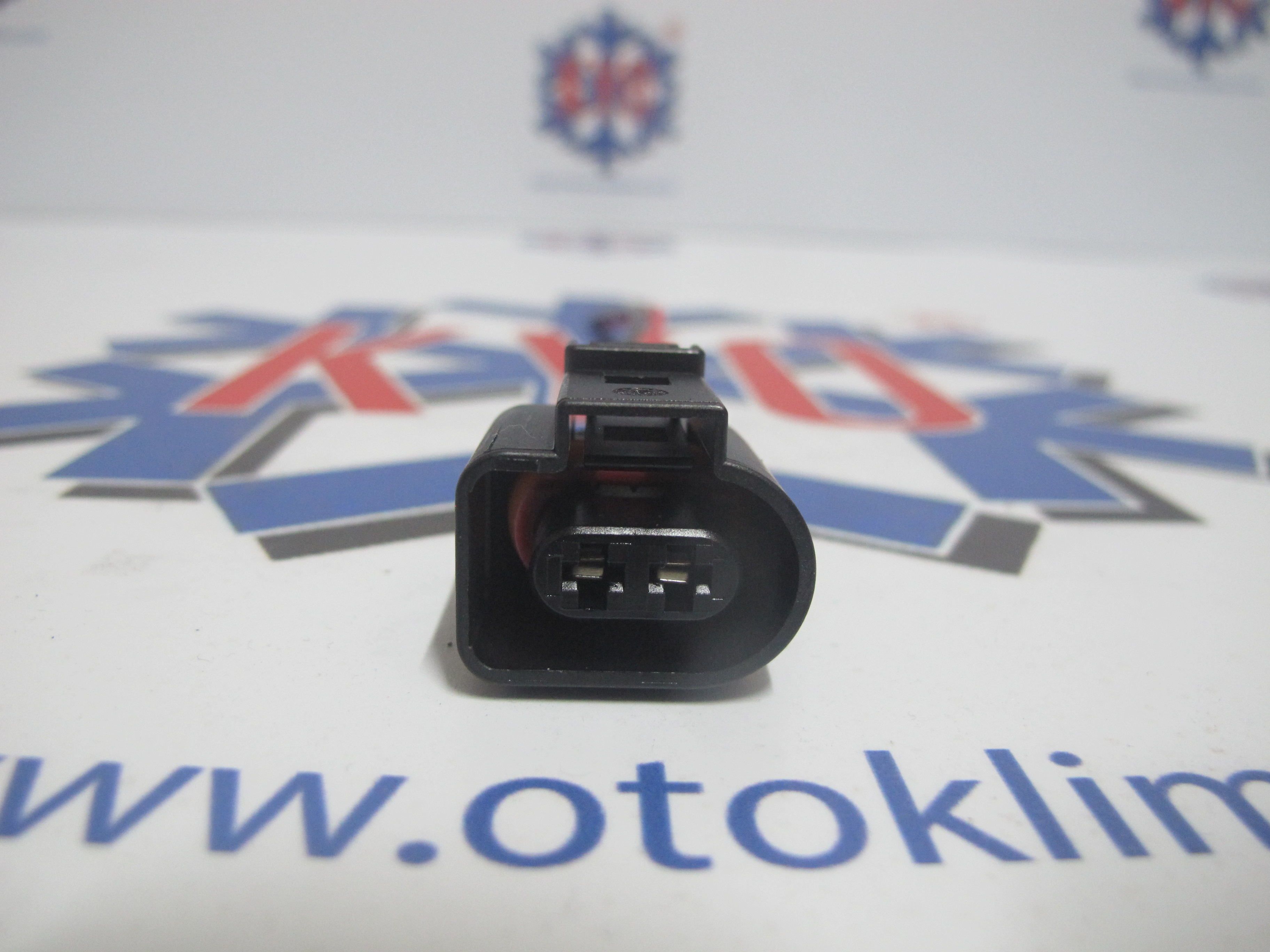 KYOSK059  VOLKSWAGEN GOLF IV KOMPRESÖR SOKETİ 