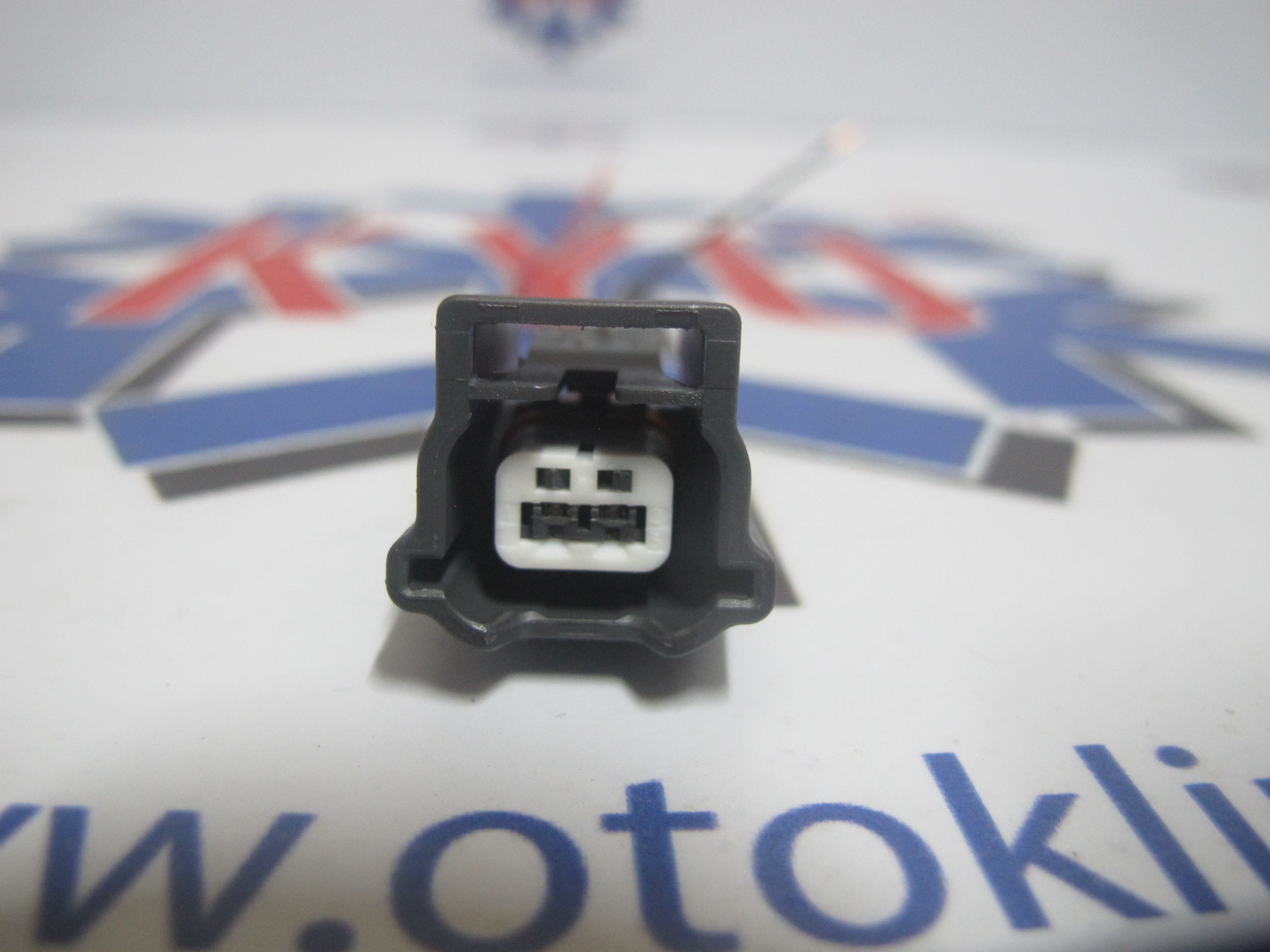 KYOSK061 RENAULT MEGANE IV TESİSATTAN GELEN FLATÖR SOKETİ