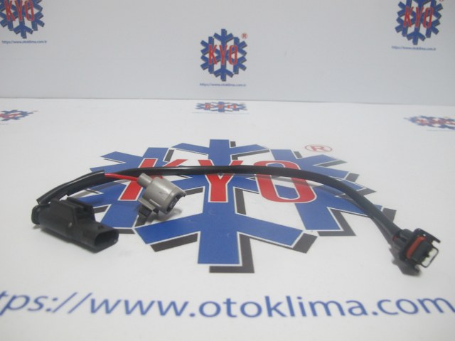 KYOSK068 MERCEDES BENZ 212 KASA KOMPRESÖR  SOKETİ 