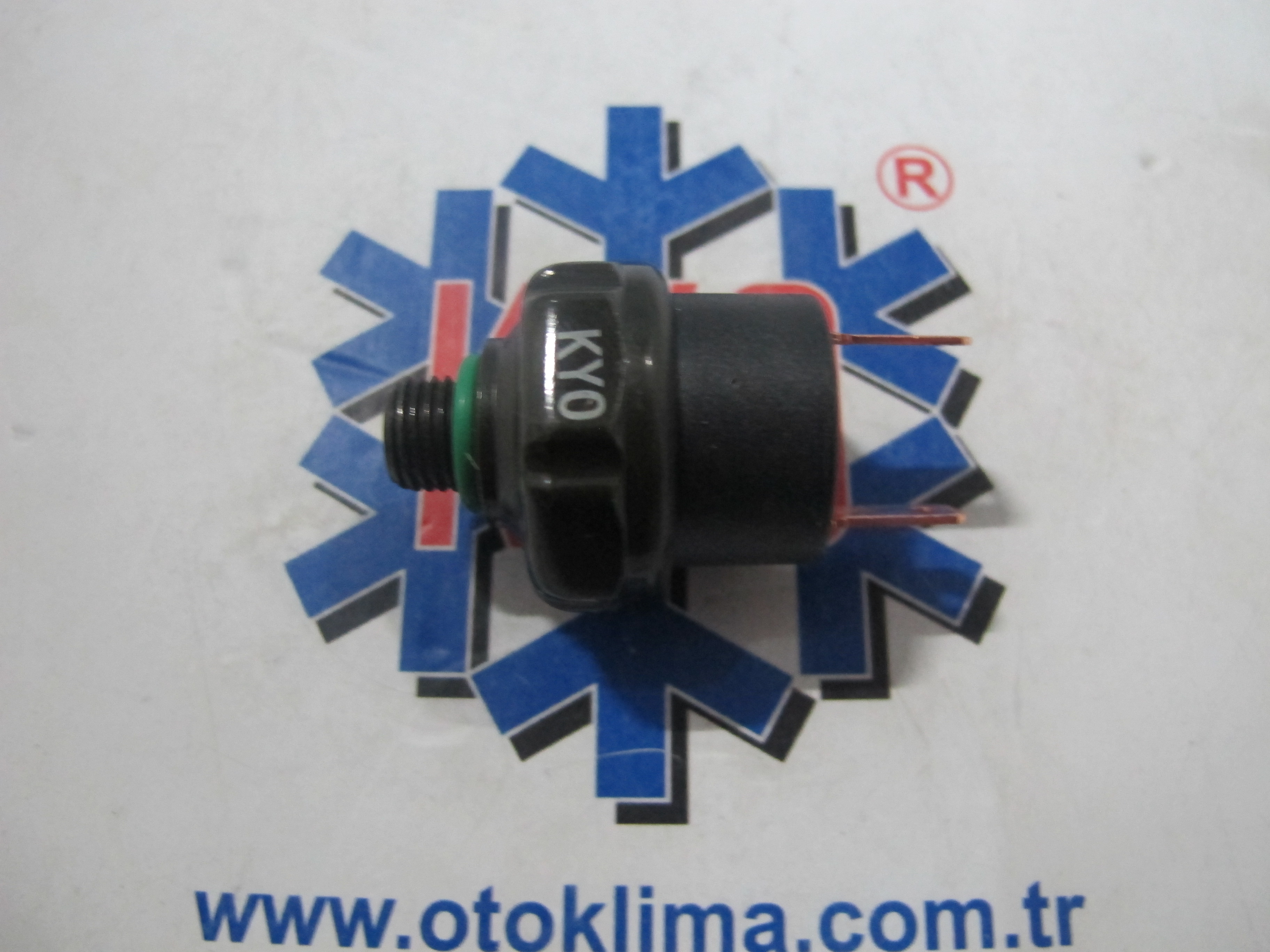 KYPS6900  UNİVERSAL   2 FİŞLİ ERKEK MÜŞÜR  OEM: 1248213651,A1248208310